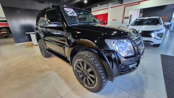 MITSUBISHI PAJERO FULL 3.2 HPE 4X4 16V TURBO INTERCOOLER DIESEL 2P AUTOMÁTICO
